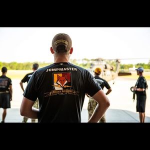 Meet your Posher, Clint